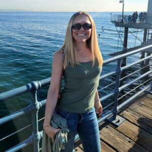 Dominique Swain Instagram - Spending so much time at the pier lately, you'd figure I'm a tourist.  Love California.