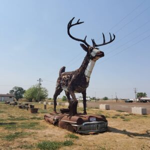 Dominique Swain Instagram - Found 15 foot 'Scrappie the majestic Mech Deer,' somewhere in the badlands of South Dakota!