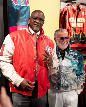 Dominique Wilkins Instagram - Jeff Hamilton gifted Nique a 1-of-1 jacket to commemorate his NBA 75 selection 🔥