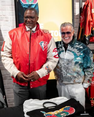Dominique Wilkins Instagram - Jeff Hamilton gifted Nique a 1-of-1 jacket to commemorate his NBA 75 selection 🔥