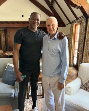 Dominique Wilkins Instagram - The #logo @officialjerrywest #honor #legend #friend