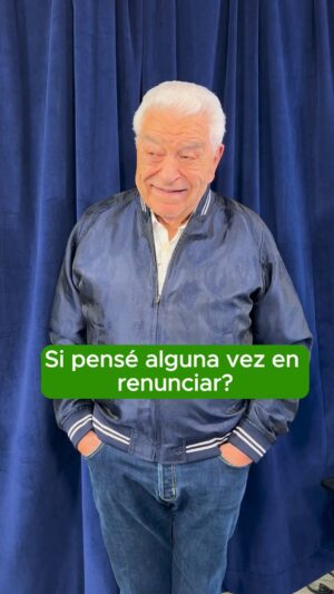 Don Francisco Instagram - Esto es lo que pienso. 
Ahora bien, existen excepciones. Por ejemplo cuando dentro de la empresa o trabajo hay abusos de cualquier tipo, si estoy de acuerdo de que se debe tomar medidas. 
Qué opina usted?

#renuncio #chaojefe #renunciar #trabajo #perseverancia #motivacion #derechoslaborales