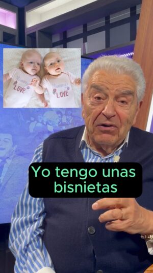Don Francisco Instagram - Ser abuelo es genial, pero ser bisabuelo es una sensación que va más allá. 
Aquí te cuento una de las cosas que mis bisnietas me enseñaron hace poco. 

Sígueme en mis redes sociales:
👥 Facebook ➡ https://www.facebook.com/DonFranciscoTV
📷 Instagram ➡ https://www.instagram.com/donfranciscotv
🐥 Twitter ➡ https://twitter.com/DonFranciscoTV
🕺 TikTok ➡ https://www.tiktok.com/@donfranciscotv
🎙️ Spotify ➡ https://open.spotify.com/show/62v1G9sgFAOksI6ETcf7DE

#abuelo #bisabuelo #nietos #nietas #bisnietos #biesnietas #familia