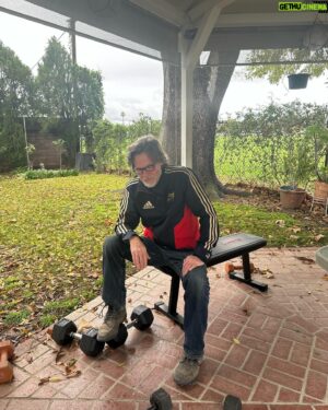 Donal Logue Instagram - Back in LA. This is my middle-aged man gym. Creeping towards 58 and trying to keep the old joints lubricated. Repping the @munsterrugby gear always! Up Munster