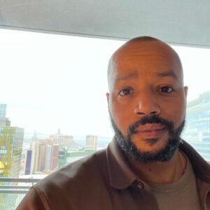 Donald Faison Instagram - Vegas for the Day with @iheartradio 
And all I’m thinking about is how I’m going to own this casino after I cash in my winnings!!! 

Let’s see how well this post ages