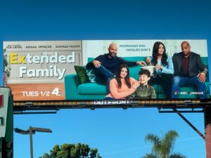 Donald Faison Instagram - 1st off… 📸: @mrjoncryer 
2nd… If you want to see this beautiful masterpiece in real life for yourself, please follow the clues given in established photo. 
3rd… #ExtendedFamily tue 1/2 @nbc @peacock