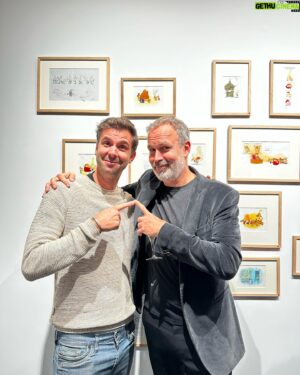 Donald Reignoux Instagram - 30 ans de Titeuf, 20 ans pour moi et une très belle aventure… 😊
A retrouver en expo de @zep_official chez @hubertybreyne