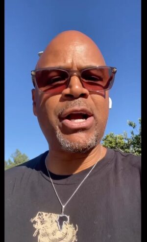 Dondré Whitfield Instagram - Ladies??? Did you pick your man to be “fit” for purpose? Or did you pick a male to “feel” like passion? 

@malevsman