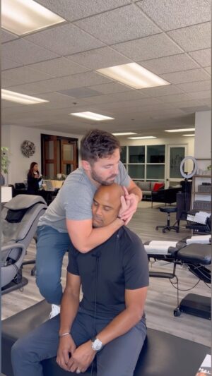 Dondré Whitfield Instagram - Actor, author, family man- much respect and much needed Adjustment! 🙌🏼

@alldondre 

Book: @malevsman 

#chiropractor #adjustment #crack #feelsgood #wellness