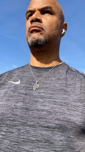Dondré Whitfield Instagram - This is for all my brothers.  This walk  as a man is TREACHEROUS.  at times it’s gonna feel like you’re everyone’s enemy. At times it’s gonna feel like you can do nothing right in everyone’s eyes. At times your planting season feels like it goes on forever. At times it feels like the harvest will never come. But trust that everything that you are doing has a reason and a season. And that God will honor your heart if it is in alignment with the divine. Keep walking. 👑✊🏽