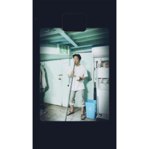 Dong Hyun-bae Instagram - 잘가 2023👋 소중한 인연 소중한 시간 보내적이 많네~
와라 2024✌️ 더 즐겁고 행복한 추억 많이 많이 보내야지!!
2023년도에도 함께 해 준 여러분 감사하고 사랑합니다❤️