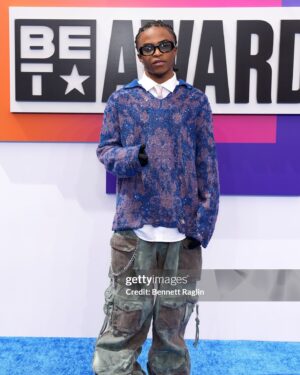 Donielle T. Hansley Jr. Instagram - “ BET AWARDS 2024 “ 🛸
•
Thank you @bet for inviting ya boy ! Had a great time ! Every performance was FIRE ! Couldn’t be more motivated to bring something dope to this industry ! An ofc you know I had to put it onnn ! 23rd best dressed not bad… next year we go TRIM ! 😎 #Donielle 
•
Huge shoutout to @_keciajohnson for having my back every step of the way , Thank you 1000 times ! @coreymekell Thank you for having this moment with me unc ! You kno how much this meant to me as an artist, it’s bout dat time .
•
Stylist: @lvrdpharoh 
hair: @braidedbybougie 
•
I heard you @usher
