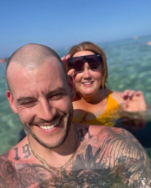 Donna Preston Instagram - DeTOXIN with this one @philipbirchall 

❤️