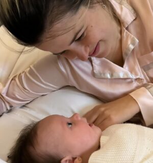 Dony De Nuccio Instagram - Feliz dia das mães, @larissalaibida 💙🥰