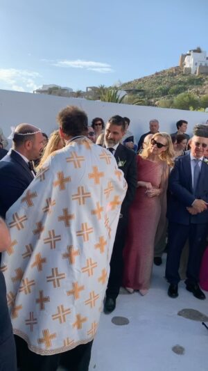 Doris Younane Instagram - Testing the best man’s strength. Mykonion style x