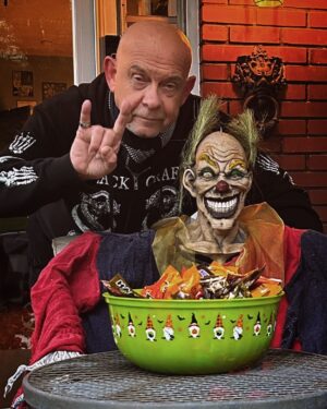 Doug Bradley Instagram - Happy Halloween, everyone! 🎃