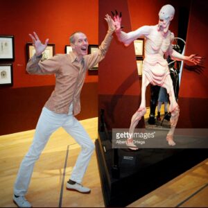 Doug Jones Instagram - #TBT Before social distancing, high fives were not frowned upon, especially with oneself. (But you could put an eye out).
.
Beautiful recreation of my Pale Man I played in Pan’s Labyrinth - @daviddtsfx @montseddt @_a_r_j_e_n_ at DDT Efectos Especiales.
Photo by: @albertlortega .
@realgdt ‘s At Home With Monsters exhibit at @lacma in Los Angeles 2016.
.
#panslabyrinth #paleman #hombrepalido #ellaberintodelfauno #creature #creatures #monster #monsters #monstermovie #scary #frightening #LACMA #guillermodeltoro #gdt #actor #actorslife #art #artexhibition #artexhibit #artmuseum #highfive