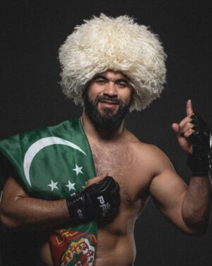 Dovletdzhan Yagshimuradov Instagram - “Whatever your goal is, you can achieve it if you are willing to work hard.” - Muhammad Ali. #turkmenistan🇹🇲 #цель_на_успех #спорт #победаотвсевышнего☝️