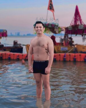 Dr. Sandesh Lamsal Instagram - “Immersing in purity at Naya Ghat, Ayodhya – A timeless haven for spiritual seekers, where spirituality meets the flowing Ganges.” - Dr. Sandesh Lamsal
.
.
.
In Frame: @sandesh.1994 
.
.
#DrSandeshLamsal #NepaleseDoctor #NepaliDoctor #foryoupage #Hindu #Hinduism #sanatandharma #sanatani #sanatanihindu #Nepaleseinternetcelebrity #explorepage #NayaGhat #Ayodhya #GangaIsnan #SacredPilgrimage #SpiritualAwakening #sanatanipower #RamMandir