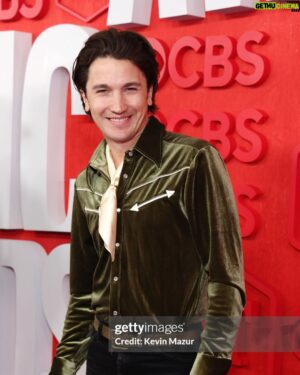 Drake Milligan Instagram - Had a great time at the @CMT awards last night in Austin ⚡️ #CMTAwards

Styled by @thisismylifeinpurple