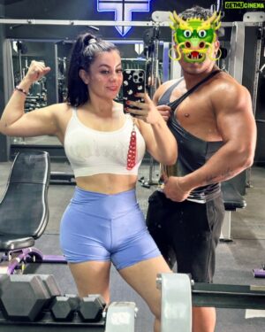 Dralístico Instagram - Motivación 🔥🔥🔥 dúo dinámico 😅 @dcarorodriguezq