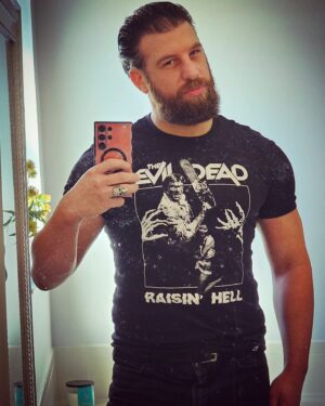 Drew Gulak Instagram - Hail to the king, baby!
