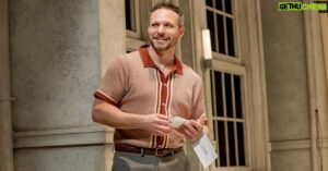 Drew Lachey Instagram - Another Monday means we made it through another weekend of shows at @cincyplay! I’m having so much fun with this one, make sure to grab your tickets before we’re completely sold out!