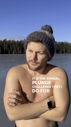 Drew Lynch Instagram - I don’t know why I do this to myself… Send me screenshots of your 2024 tour tickets before Christmas and I’ll jingle my bells in this lake again. 
If you haven’t yet, get them at drewlynch.com

#ice #plunge #challenge #drewlynch #tour