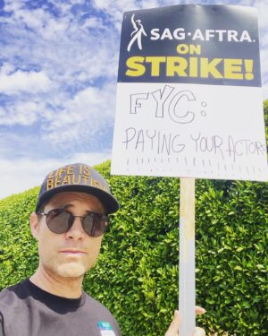 Drew Seeley Instagram - #sagaftrastrong #sagaftrastrike 🪧WGA & SAG-AFTRA showing up to make change HAPPEN! Keep the energy ⬆️🤟🙌