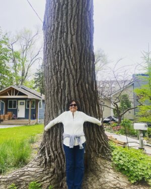Drew Seeley Instagram - Love you mama! Hope you enjoyed revisiting Toronto Island today. What a tranquil place 🤩 Happy Mother’s Day @nancie7231