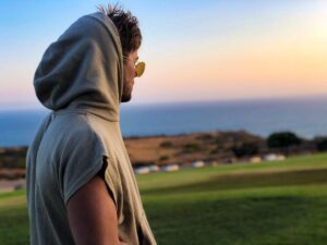 Drew Van Acker Instagram - Incredible day yesterday. Very grateful for everyone and everything in my life right now. #universewillprovide ⬆️⬆️⬆️