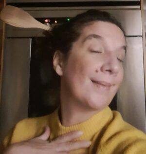 Dulce Pontes Instagram - Propostas de look cozinha-2024 com colher de pau reciclável. Qual gostaram mais? E já agora porquê?
Pronto, é tudo por agora.
Beijos e não digo o que está no forno 🤷🏻‍♂️

#dulcepontesoficial #dulcepontes #look2024 #tendências