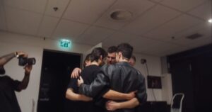 Duncan Laurence Instagram - Can I get an applause for the band PLEASE?! Thank you @ferrstagram @ralfpouw @jeroenvansanten @joshuabredow and @jimmyvdn for making this tour one to never ever forget.