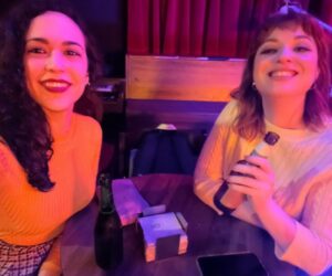 Dunia Rodríguez Instagram - Feliz cumpleaños @jorgelina.ramirez_ 💛 te quiero tanto 🥹 por miles de planes testeando los mejores margaritas de Madrid, por acompañarte a conciertos de gente que no conozco, por las charlas de literatura, por hablar largo y tendido del mundo, de su Magia y de su horror, de sus libros y su cine, de cómo lo arreglaremos más adelante…Por los frapus de calabaza, el color amarillo, la Gorda-buena, las cosas que son re densas (o no) Por Italia. Por ti. Porque seas muy feliz en este nuevo año que estrenas, porque te lo mereces, porque nos haces muy felices a los demás. A tu Salud 🥂 Feliz cumpleaños