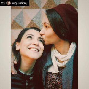 Duygu Gürcan Instagram - #Repost @ergulmiray with @repostapp
・・・
Çünkü pamuk şekere bayılırımmm😚 -Pamuk şeker de elma şekerine bayılır 🤗😍😙