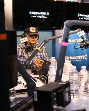 Dwight Yoakam Instagram - John McCrea from Cake is joining Dwight on Greater Bakersfield this week! Tune into Dwight Yoakam & The Bakersfield Beat on @siriusxm (ch. 349) tonight at 6pm PT / 9pm ET.

- D Team
 
#dwightyoakam #johnmccrea #greaterbakersfield #dwightyoakamandthebakersfieldbeat #siriusxm

📸: Emily Joyce Photography