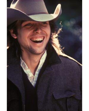Dwight Yoakam Instagram - Wishing everyone a Merry Christmas!

- D Team

#dwightyoakam #christmas #merrychristmas
