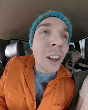 Dylan Haegens Instagram - De heren van StukTV proberen me voor de tweede keer te pakken… Maar wel met een aantal andere regels, want we spelen Jachtseizoen HARDCORE editie 🔥