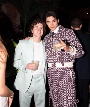 Dylan Llewellyn Instagram - Thank you @netflixfilm @voguemagazine for an amazing night. 
Styled by @styledbysrh 
Suit, @altarlondon
Shoes, @grensonshoes
📷 @darren_gerrish 
📷 @nicfordphoto
