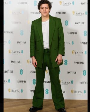 Dylan Llewellyn Instagram - Thank you @vanityfairlondon @ee @bafta for having me! #EERisingStar #EEBAFTAs @loopvip 
Venue- @joiabattersea @artotellondonbattersea 
Also thank you 
Suit, @amiparis
Shoes, @grensonshoes
@styledbysrh 
@jamesdkelly 
@pinnaclepruk