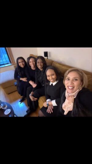 Eboni K. Williams Instagram - #fabulous 💚💚💚💚💚