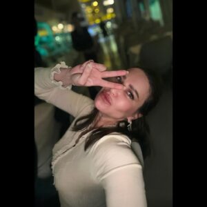 Ebru Gürsoy Instagram - Gelsin hayat bildiği gibi gelsin #yeniyaş #yeniiş #yenihayat #yeniben