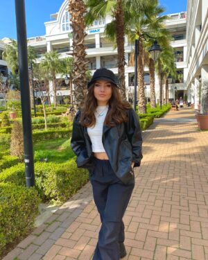 Ece Baliç Instagram - 😈