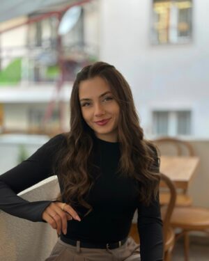 Ece Baliç Instagram - 😌