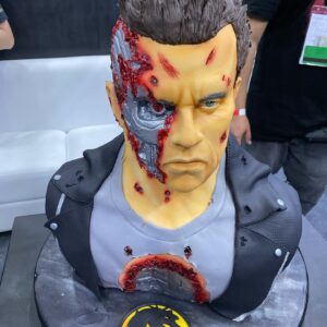 Ed Boon Instagram - Klose up of kake.