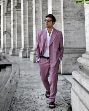 Ed Hendrik Instagram - una giornata particolare ✨
@ludovicabizzaglia 

grazie @luxuryfilesmagazine @therealfulviomaiani @vale.palumbo