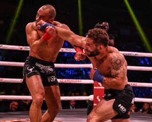Eddie Alvarez Instagram - In a thrilling fight where both men were dropped twice, Eddie Alvarez beats Chad Mendes by split decision at #BKFC41 

WHAT A FIGHT ‼️

_________________________________________________
🥊 LIKE 🥊 COMMENT 🥊 FOLLOW 
@boxing_worldwide1