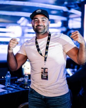 Eddie Alvarez Instagram - THE UNDERGROUND 🤴 IN THE 🏠 @EAlvarezFight

[ #BKFC49 | Live NOW on @BKFCApp & @FuboSports ]