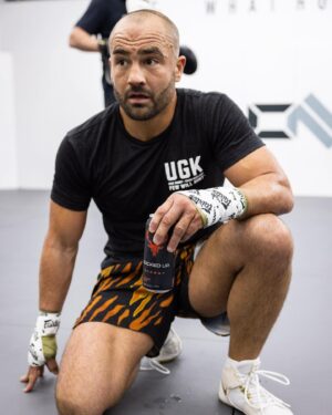 Eddie Alvarez Instagram - If you think the Underground King hits hard, wait til you try @buckedup !! ⚡️👊🏼

GET BUCKED UP Energy Drinks & Supplements 💪🏼💪🏼

#BuckedupEnergy #Bareknuckle #MMA