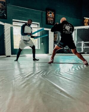 Eddie Alvarez Instagram - “The true soldier fights not because he hates what is in front of him, but because he loves what is behind him.”
G.K. Chesterton 
#familyfirst 👊🏽 #FIGHTWEEK 
@jamie_alvarez15